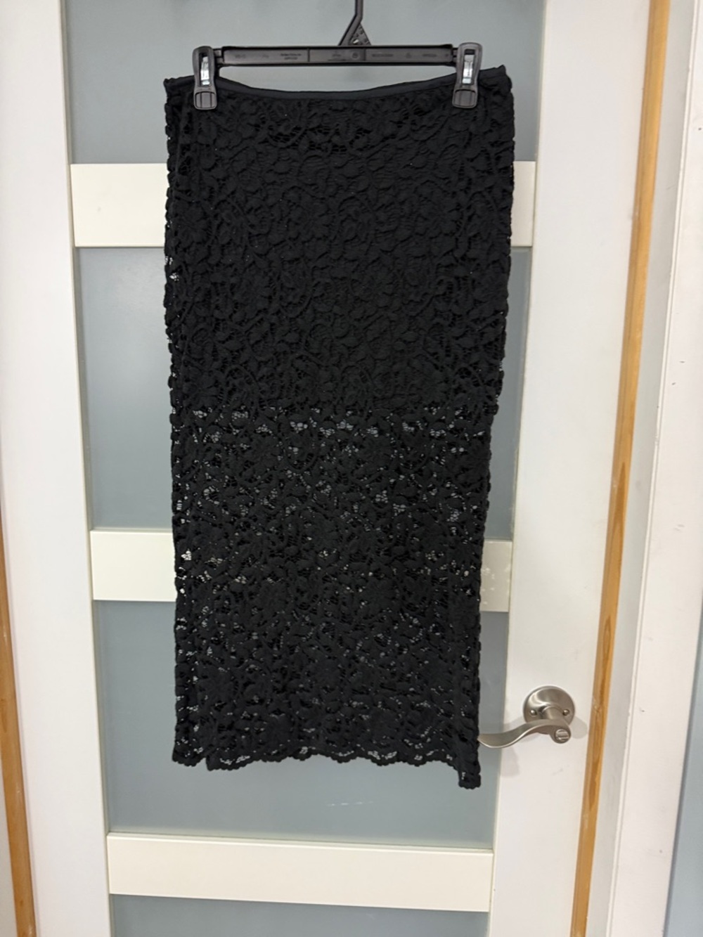 Black Lace Midi Skirt - Elegant Crochet Design